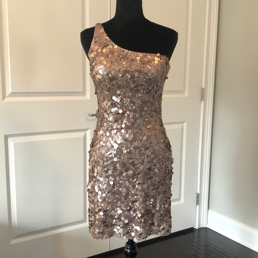 Cute bronze, sequined club dress, size 8.